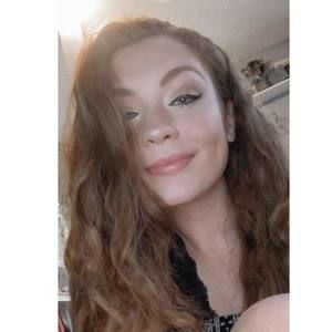 Meet your Posher, Ella